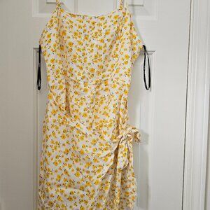 Forever 21 yellow Dress Size S